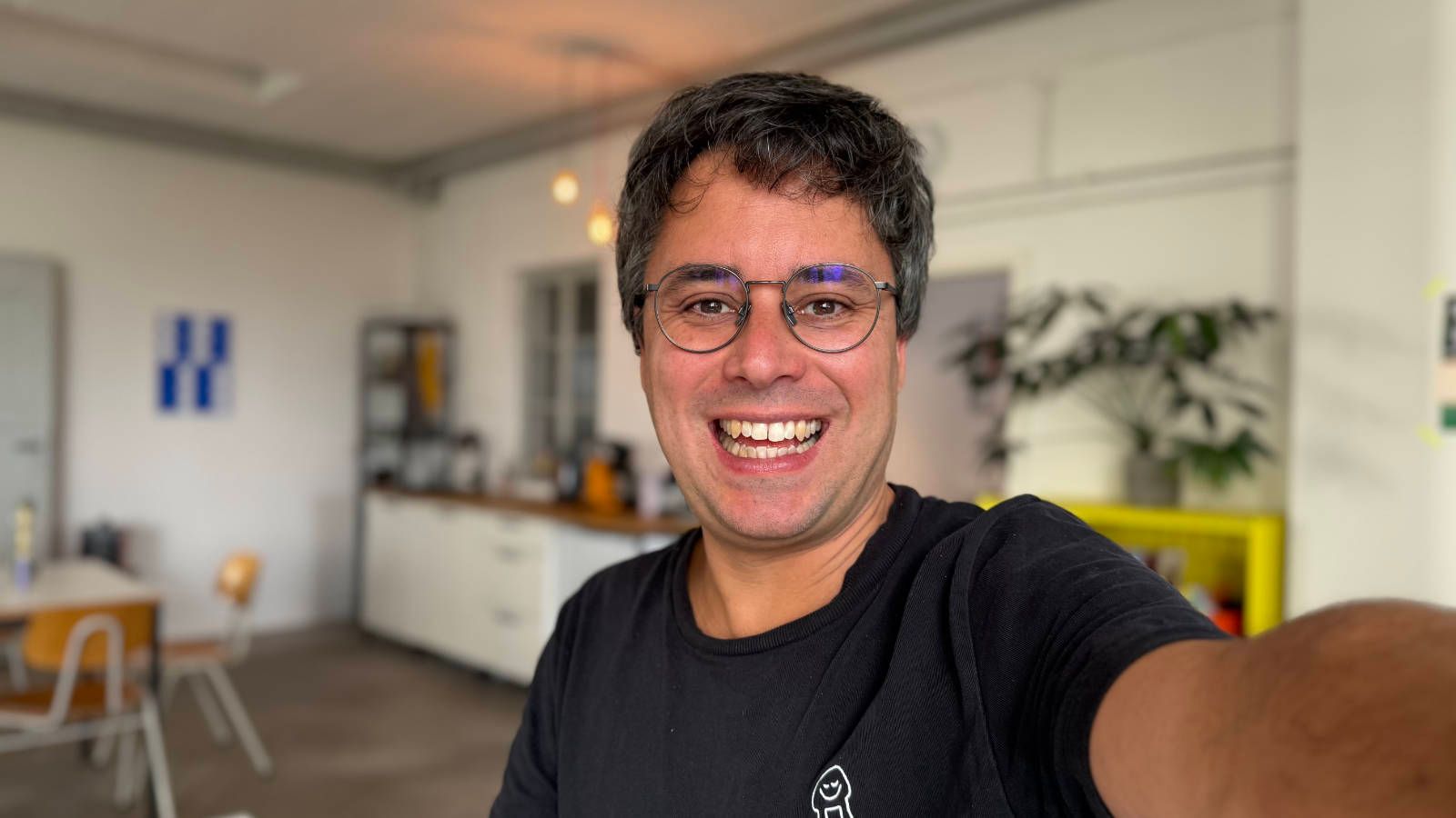 Andreas in the widdix office
